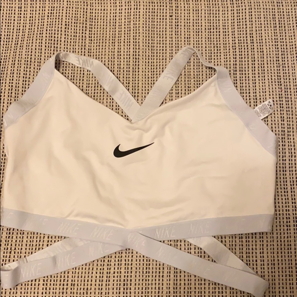 NIKE sports bra